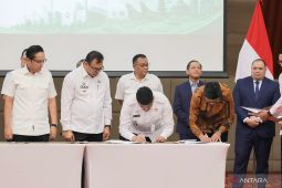 Targetkan Medan Raya bebas sampah, Bobby teken MoU PSEL dengan Danantara