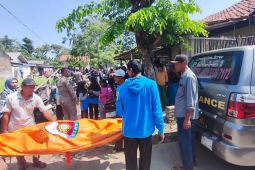 Polres Karawang dalami kasus temuan mayat remaja dengan luka di leher