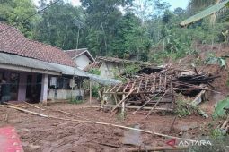 BPBD Ciamis tangani daerah terdampak longsor