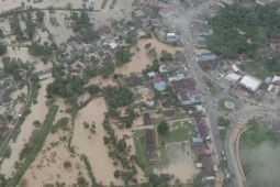 Sebanyak 8.616 jiwa dan 2.326 rumah terdampak bencana banjir di Sultra