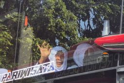 89 calon haji asal Bandung Barat diberangkatkan ke Tanah Suci