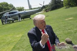 Trump klaim AS dapat hancurkan semua dalam dua hari di Iran