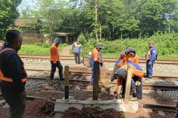 KAI Bandung tutup 38 perlintasan Ilegal untuk jaga keselamatan