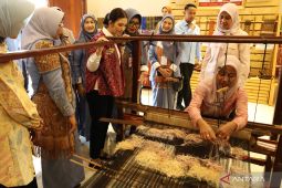 Dekranasda Kalbar budayakan penggunaan Wastra jadi gaya hidup