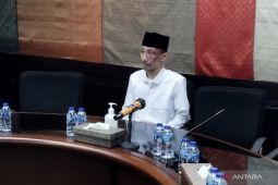 Gerindra vonis teguran keras ke Anggota DPRD Jember merokok saat rapat