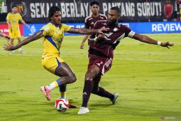 Persib Bandung menang dramatis 2-1 atas PSM Makassar