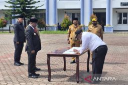 Bupati Hermus sebut pengangkatan 546 CPNS-PPPK perkuat layanan publik