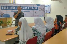 Disdikbud dan Ajusi perkuat literasi media pelajar Singkawang