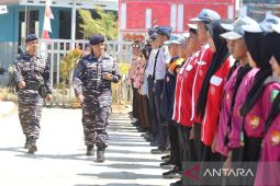 Navy instills leadership in youth of Tanah Bumbu