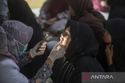 Pemeriksaan gratis kesehatan gigi bagi yatim piatu