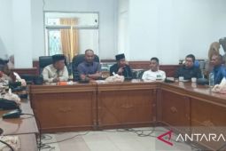 DPRD Batang Hari gelar mediasi terhadap ratusan buruh
