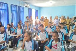 Mendikdasmen pastikan program digitalisasi jangkau sekolah terpencil