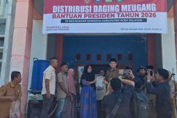 Pemkab Aceh Selatan distribusikan 4.090 paket daging bantuan Presiden