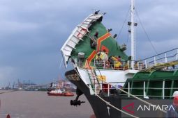 Pertamina pastikan distribusi BBM normal pasca ledakan kapal
