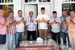 Masyarakat padati Pendopo Bupati Aceh Selatan
