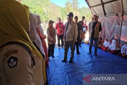 Disdik: 12 sekolah di Aceh Tengah masih belajar di tenda darurat