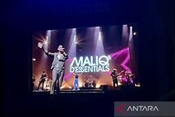 Penonton berjoget bersama Maliq di hari terakhir Java Jazz 2026