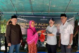 Kemenkum Aceh salurkan ratusan paket kurban