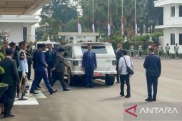 Usai melayat Ryamizard Presiden Prabowo hadiri upacara di kantor Kemlu