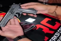 Empat orang, termasuk polisi, tewas dalam penembakan di Ohio, AS