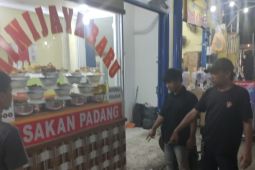 Polisi buru tiga pencuri motor di warung makan di Cilincing