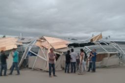 Angin kencang rusak 35 unit huntara di Aceh Utara
