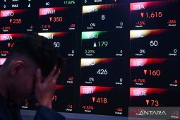 Kamis ini IHSG dibuka melemah 0,36 persen ke level 5.919,56