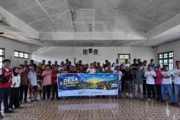 PLN UP3 Saumlaki dorong produktivitas masyarakat Desa Romean melalui program MeiLAJU