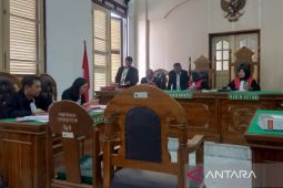 Mantan Asisten Manager PT TSI dituntut 5 tahun 10 bulan penjara terkait cek palsu Rp123,2 miliar