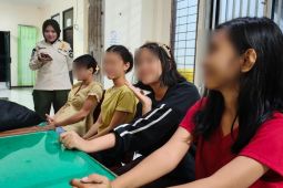 Satpol PP Pontianak amankan empat anak langgar jam malam