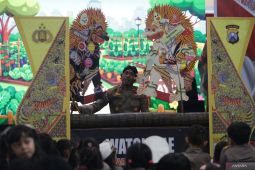 Wayang edukasi sarapan bergizi oleh polisi