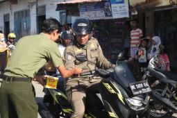 Edukasi warga Kepulauan Aru, BKSDA Maluku kampanyekan pelestarian burung paruh bengkok