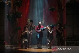 Teater musikal kampanye pengendalian tembakau