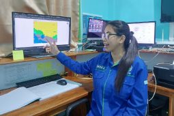 Cuaca mayoritas kota besar diprakirakan berawan-hujan ringan