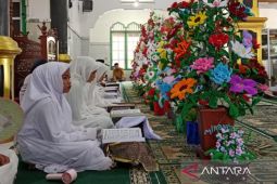 Pemerintah Bangka Barat fasilitasi tradisi Pesta Panggil Suku Ketapik