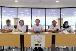 BMKG deteksi tsunami hingga 18 cm di Sulut dan Maluku Utara