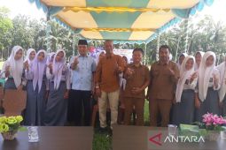 Sosialisasi Ranperda Kepemudaan, Tondi Roni Tua dorong pelajar SMAN 1 Barsel fokus berlajar