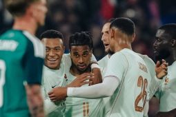 Uji coba, Prancis kalahkan Irlandia Utara 3-1
