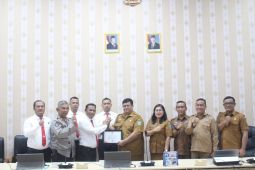 Operasi Antik Toba 2026, Polres Simalungun terima piagam penghargaan dari Pemkab
