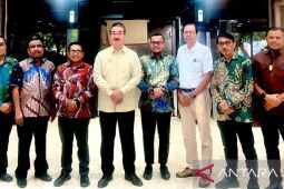 Mentan setujui hilirisasi kelapa dan ubi kayu di Maluku