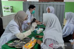 Polres Bangka Barat cek kesehatan santri Ponpes Ta'limul Muta'allim