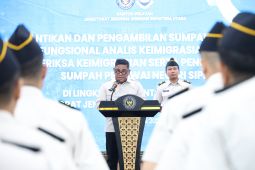 Imigrasi Sumut lantik 17 pejabat fungsional dan tiga PNS