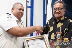 Imigrasi Maluku raih penghargaan penggunaan CMS terbanyak dari KPPN