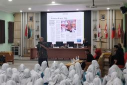 Menyulap ide receh menjadi esai keren