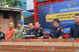 Bea Cukai dan polri buru aktor penyelundup 8 juta batang rokok ilegal