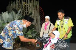 Bupati Belitung sambut kepulangan 42 orang jamaah haji