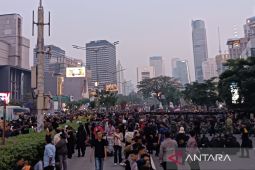 Massa aksi mahasiswa masih bertahan di JL MH Thamrin