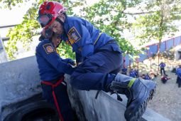 Menjaga kota dari balik sirene