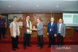 Pemkab Gianyar bagikan upaya tanggulangi sampah ke Pemerintah Kamboja