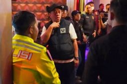 Patroli akhir pekan jaga kamtibmas di Karawang, Bupati pimpin langsung pakai motor
